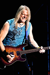 Foto Concerto Deep Purple #14 - Steve Morse - Collisioni Festival 2014 @ Barolo