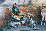 EICMA 2012 Ragazza Immagine KTM