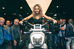 EICMA 2015 Ragazza in sella alla Ducati Xdiavel