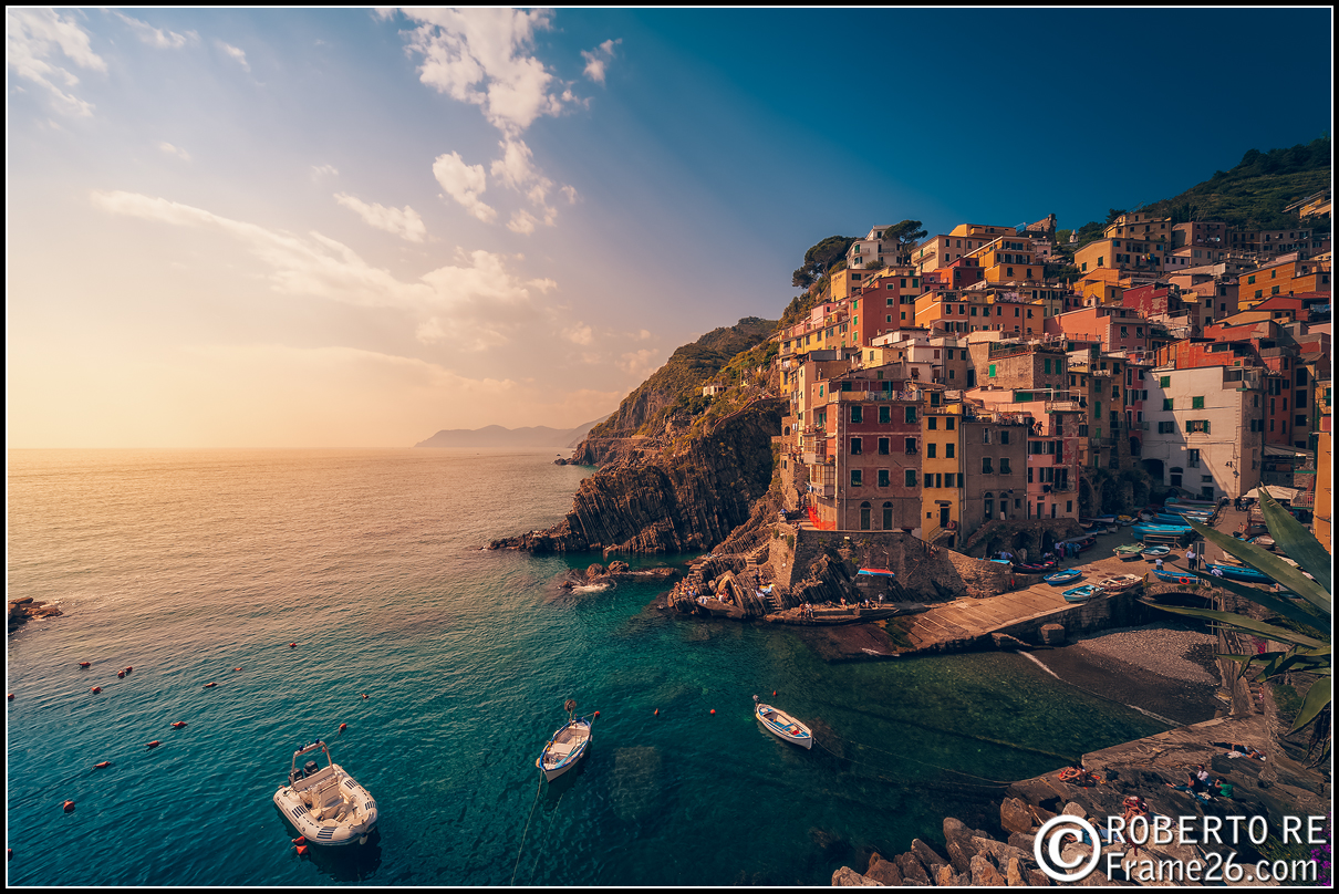 Panorama di Riomaggiore alle Cinque Terre in Liguria